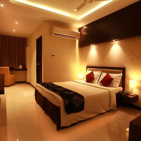 Hotel Mars Classic Chennai Exterior foto