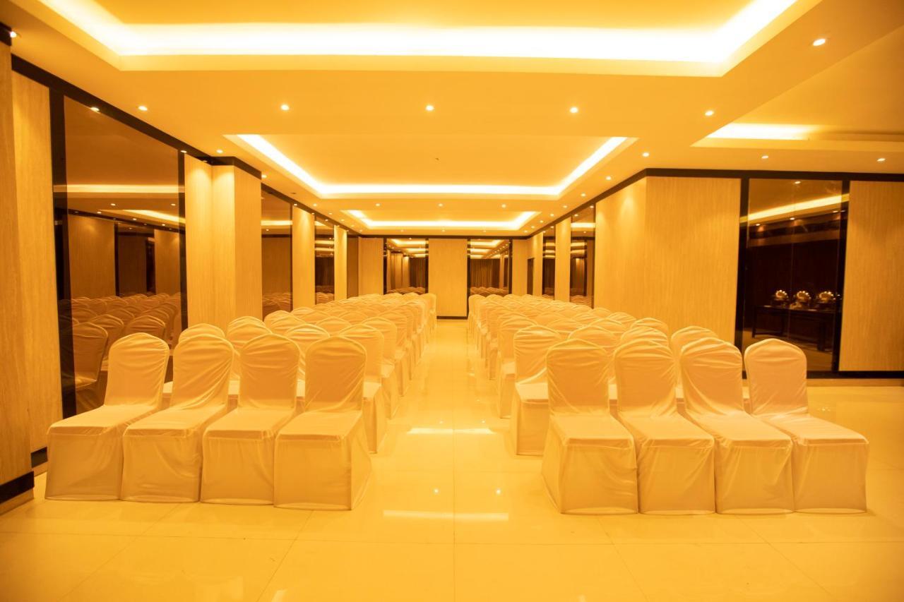 Hotel Mars Classic Chennai Exterior foto