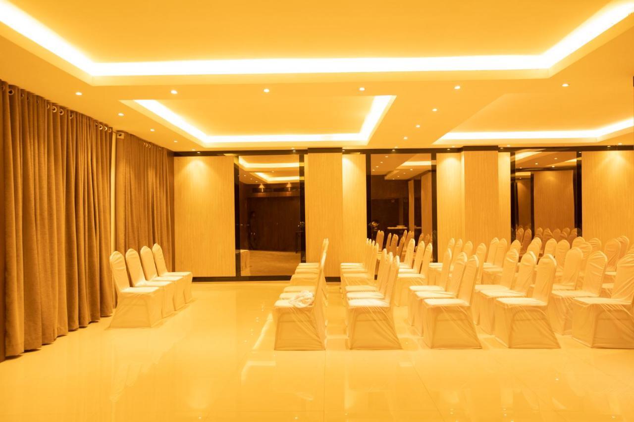 Hotel Mars Classic Chennai Exterior foto